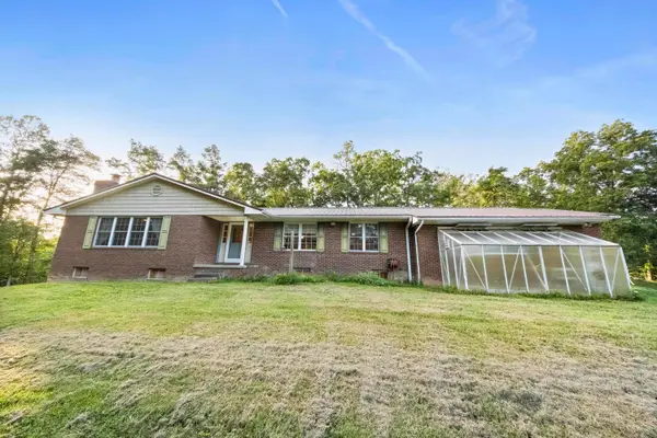 693 Fox Run, grayson, KY 41143