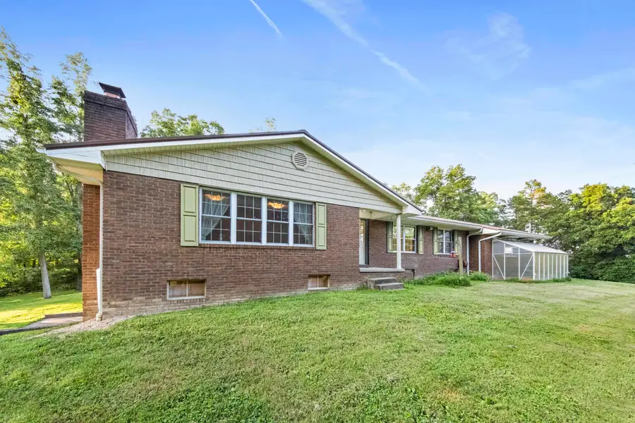 693 Fox Run, Grayson, KY 41143 - #3