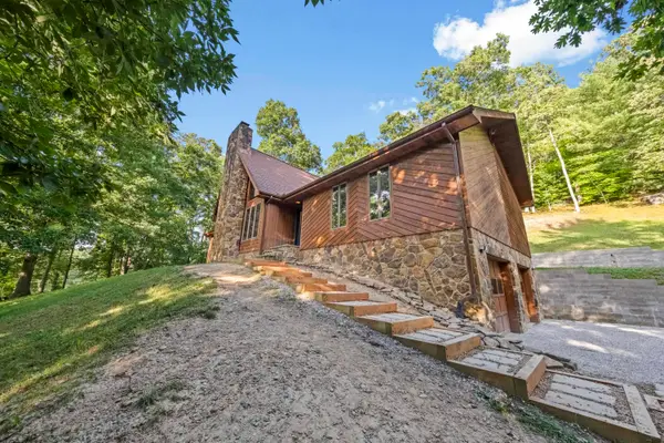444 Bucksaw Junction, grayson, KY 41143