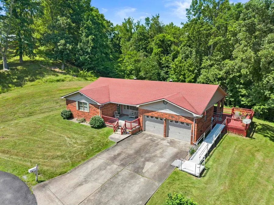 159 East Cretcher Street, Grayson, KY 41143 - #2