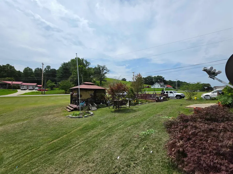 3201 Greenhills Drive, Flatwoods, KY 41139 - #3