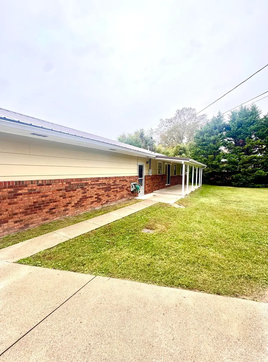 2320 Todd Street, Flatwoods, KY 41139 - #3