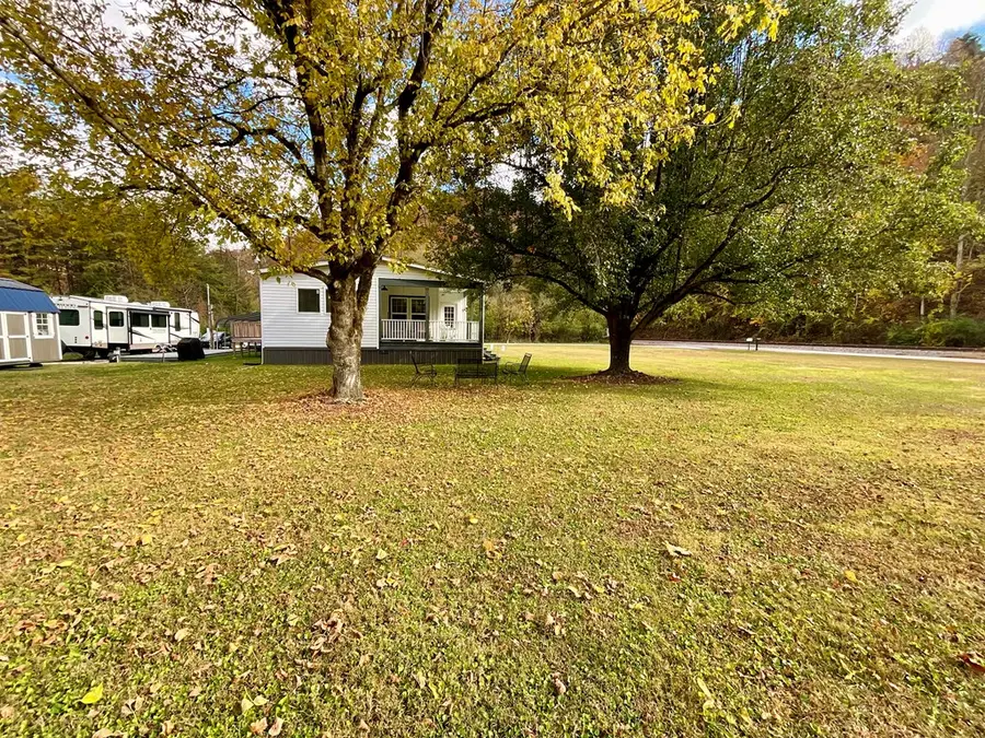 348 Coal Hollow Rd., Pikeville, KY 41501 - Image #2