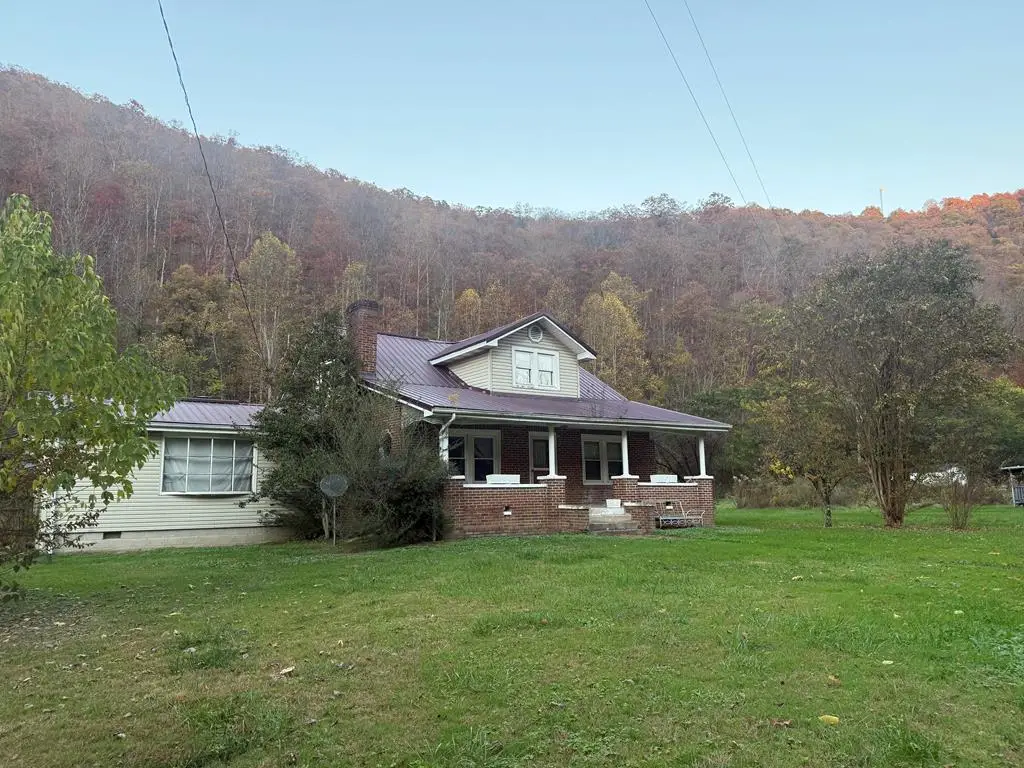 36 Blackburn Road, Pikeville, KY 41501 - Image #1