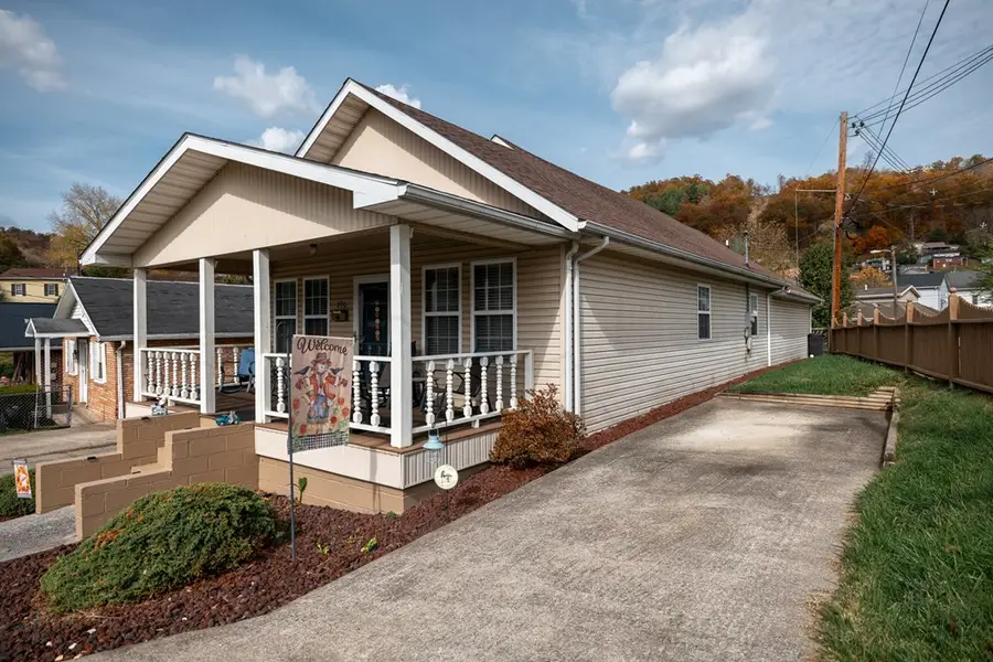 270 Rockaway Street, Hazard, KY 41701 - Image #2