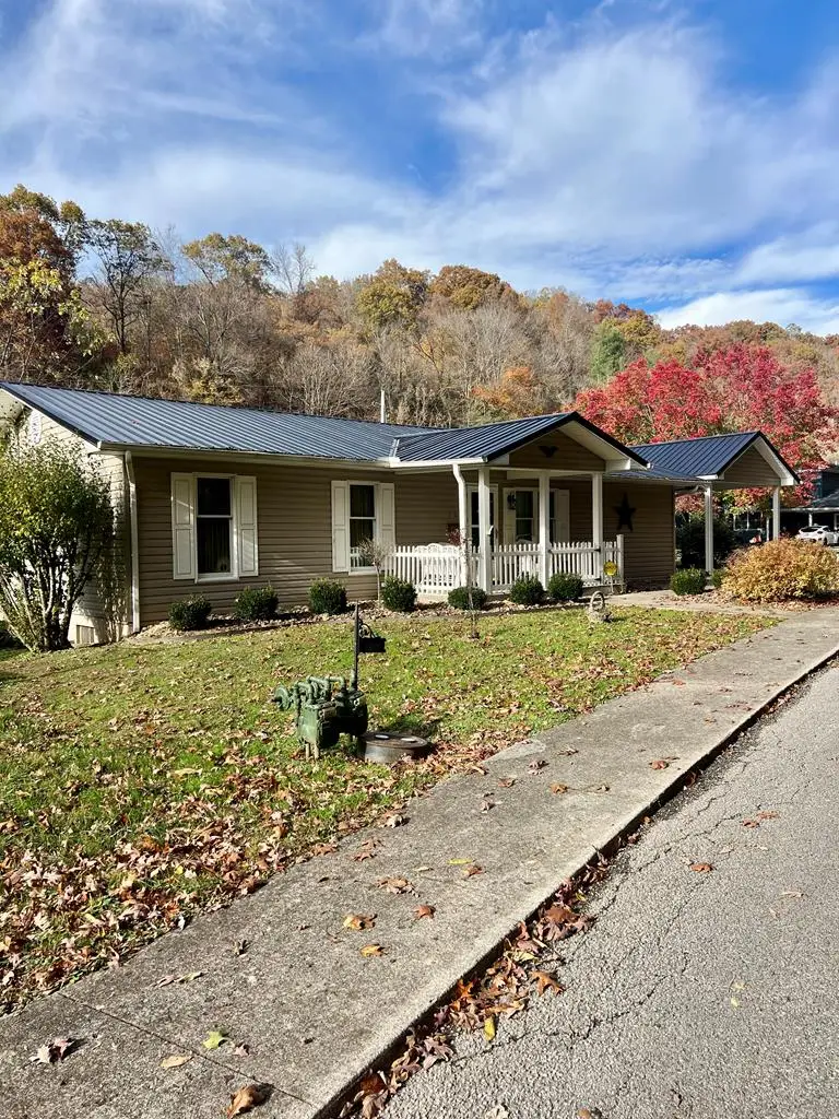 365 Mary Jane, Prestonsburg, KY 41653 - Image #1