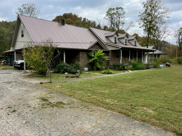 159 Sturgill Branch, Harold, KY 41635