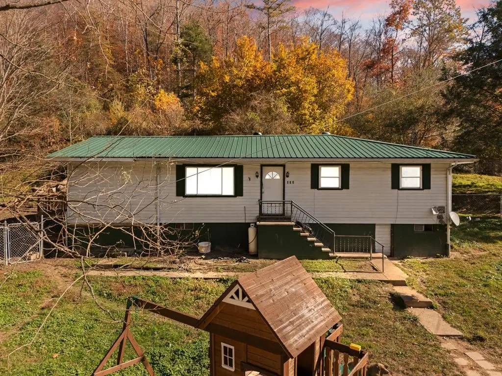 609 Hwy 2036, Letcher, KY 41832 - Image #1