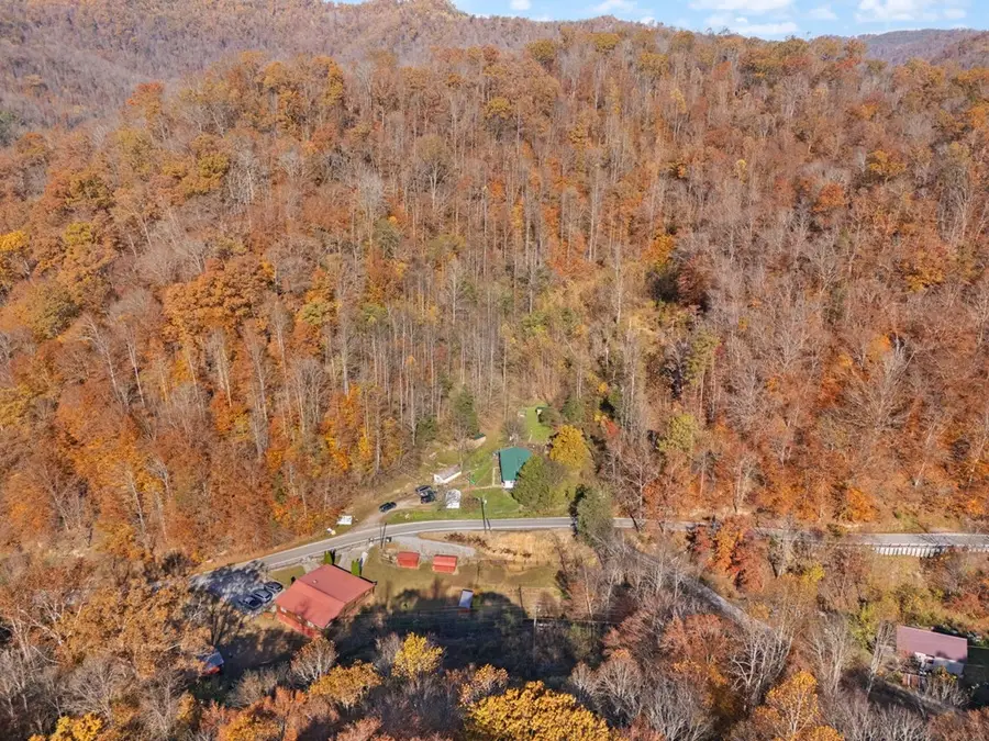 609 Hwy 2036, Letcher, KY 41832 - Image #3