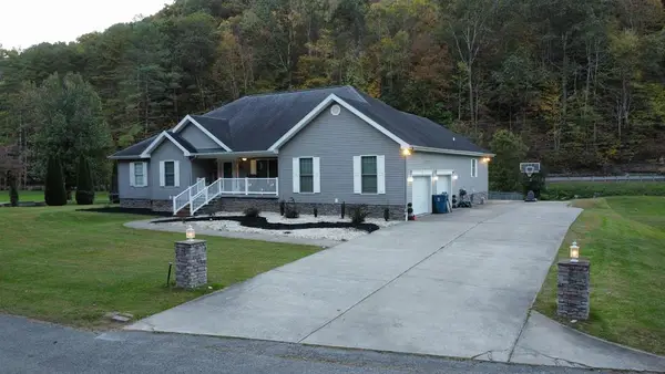 58 Montrose Drive, Pikeville, KY 41557