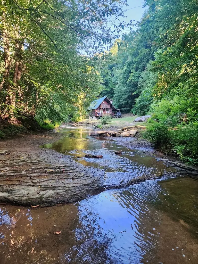 140 Kenneth & Earl Dr, Clayhole, KY 41317 - Image #3