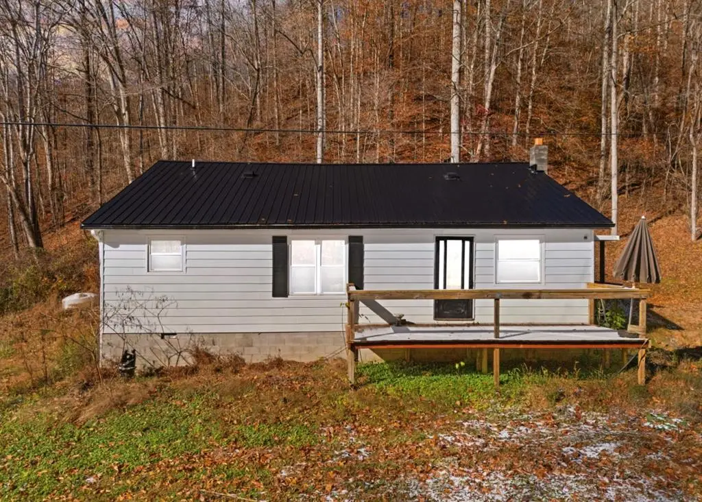 3490 Hell For Certain, Hyden, KY 41727 - Image #1