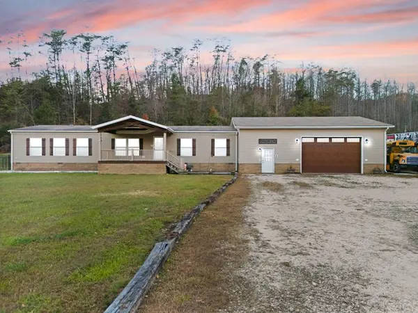 6021 Kentucky 28, Chavies, KY 41727