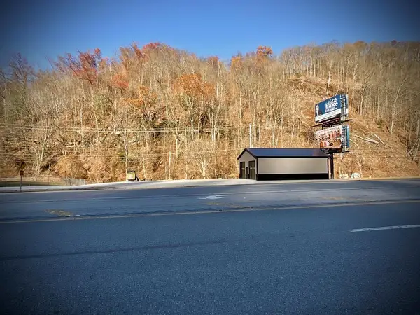 24342 Us Hwy 119, Belfry, KY 41514