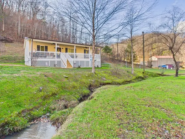 512 Amber Lane, Ulysses, KY 41264