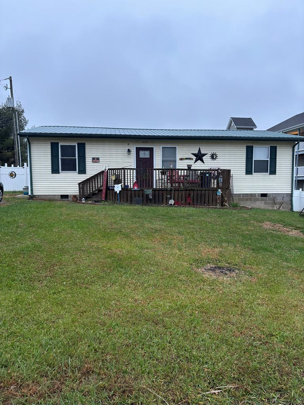 1429 Gene Wilson Blvd., Louisa, KY 41230