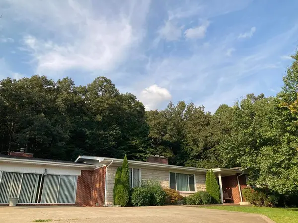 95 Ziegler Drive, Pikeville, KY 41501