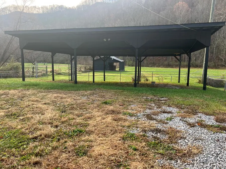 1834 Hwy 582, Pine Top, KY 41843 - Image #2