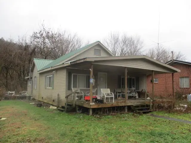 131 Old Dwale School Rd, Dwale, KY 41621 - Image #1