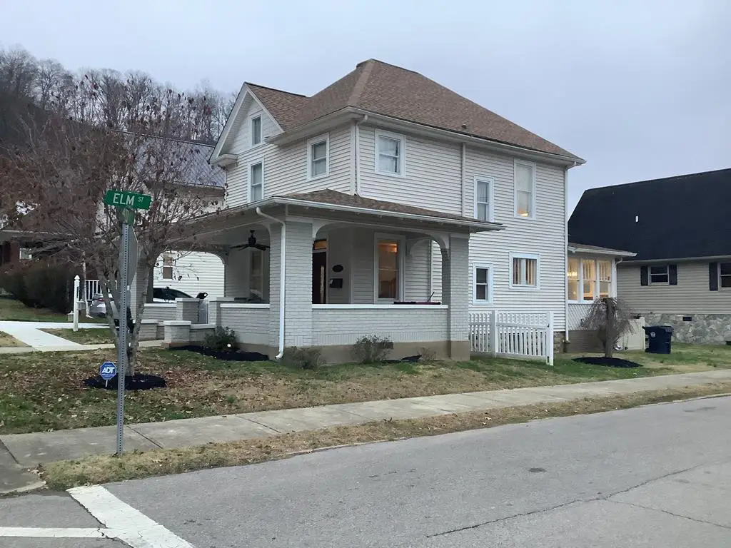 124 Fourth St, Paintsville, KY 41240 - Image #1