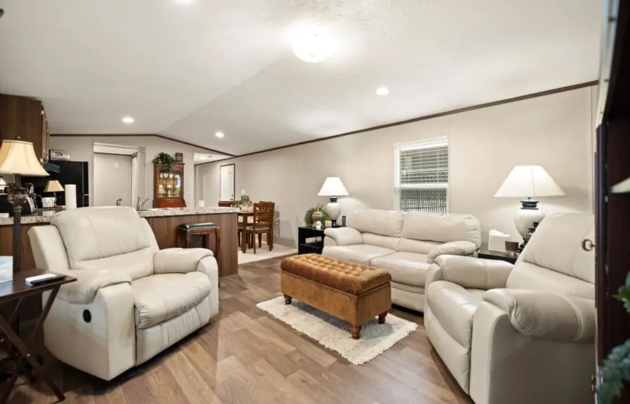 112 Cornett Hill, Hazard, KY 41701 - Image #2