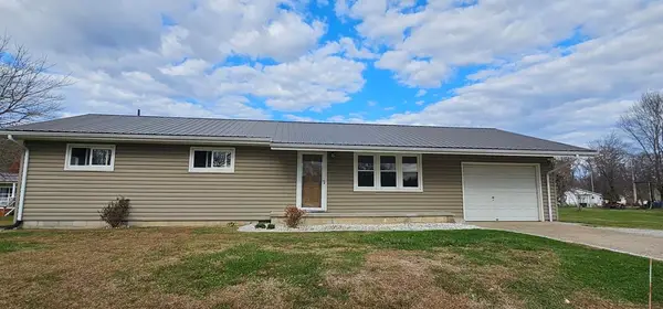 46 3rd Street, Louisa, KY 41230