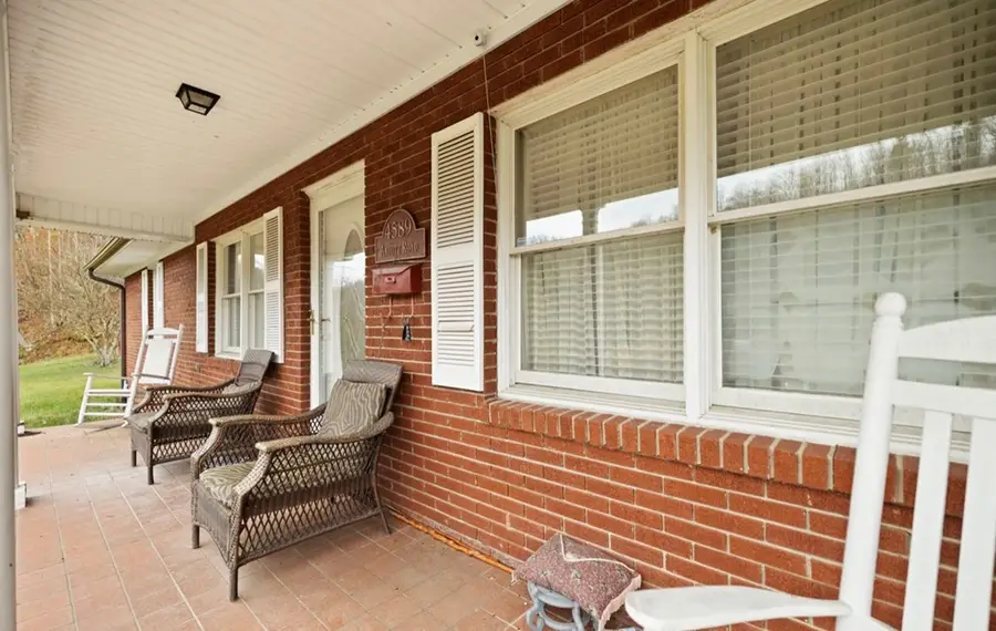 4589 Abbott Creek, Prestonsburg, KY 41653 - Image #3