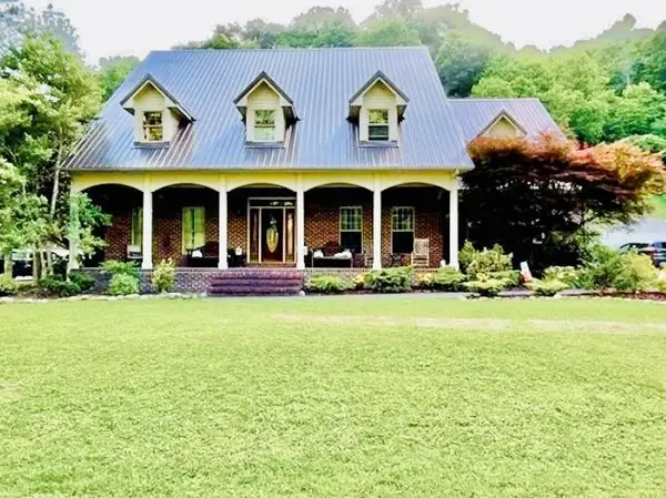 147 Cecil Hills Drive, Pikeville, KY 41501