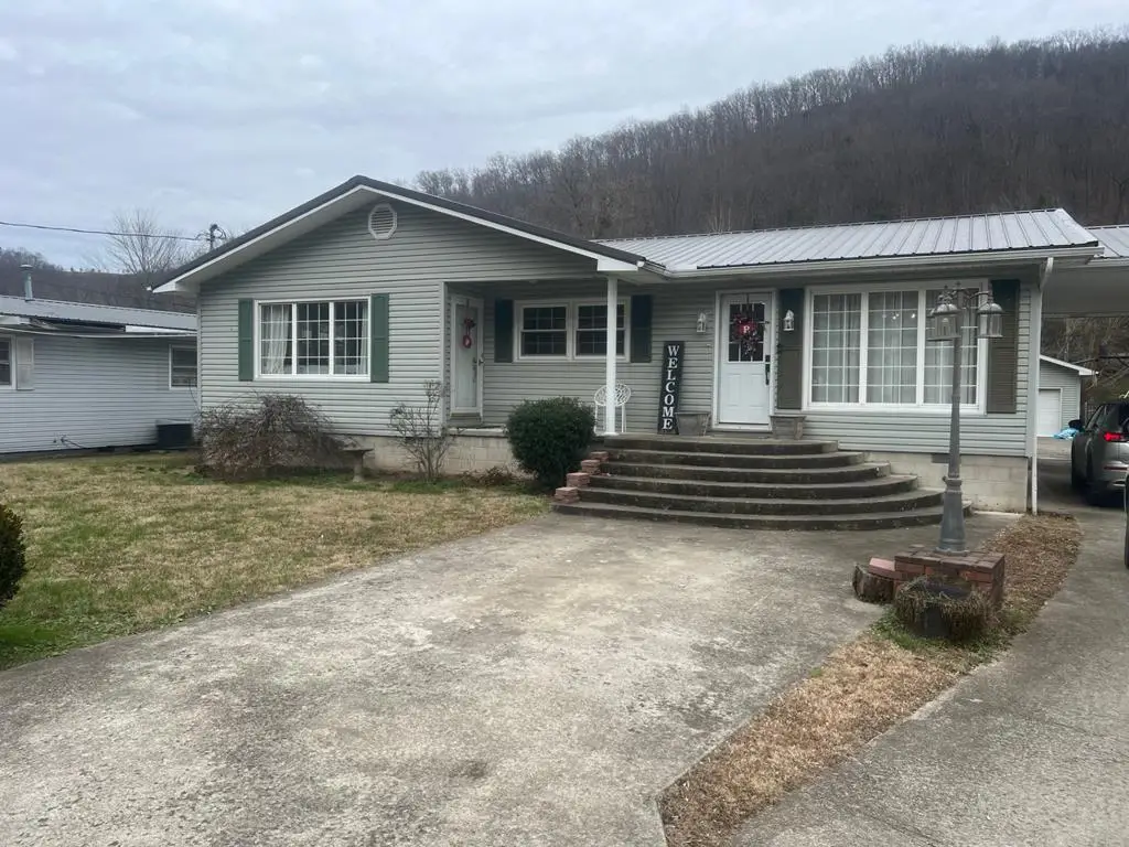 163 South Cardinal Drive, Prestonsburg, KY 41653 - Image #1