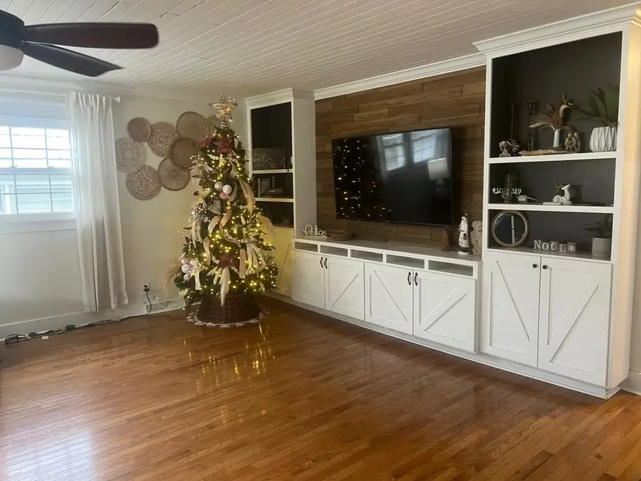 163 South Cardinal Drive, Prestonsburg, KY 41653 - Image #2