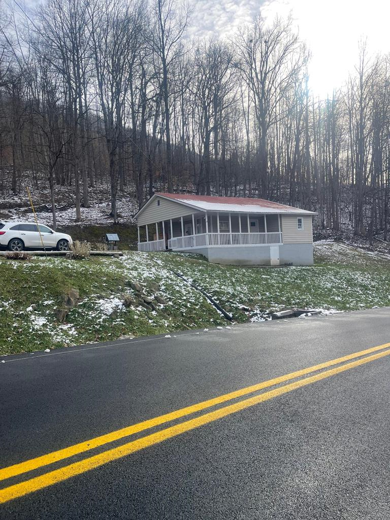 8457 Highway 931 S, Whitesburg, KY 41858 - Image #1