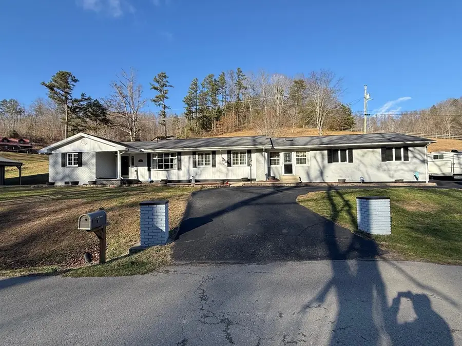 388 Colvin Branch, Oil Springs, KY 41238 - Image #2