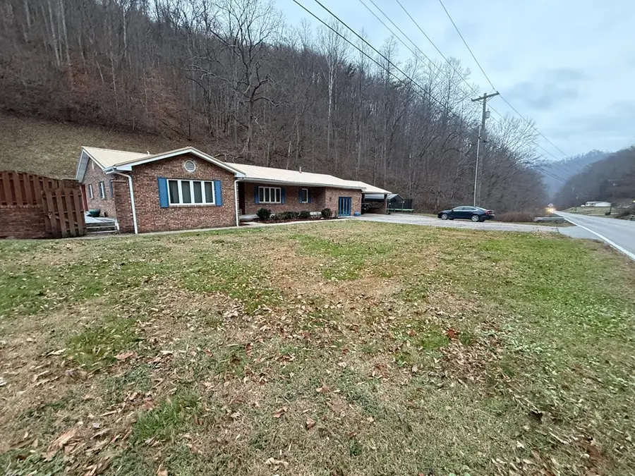 10361 State Hwy 194 E, Kimper, KY 41539 - Image #2