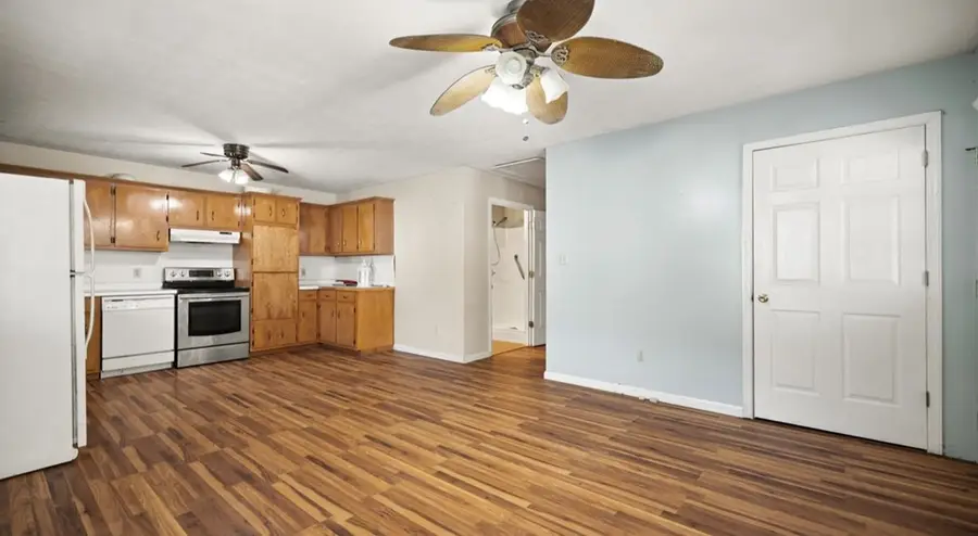 50 John Mullins Cemetery Road, Vicco, KY 41773 - Image #3