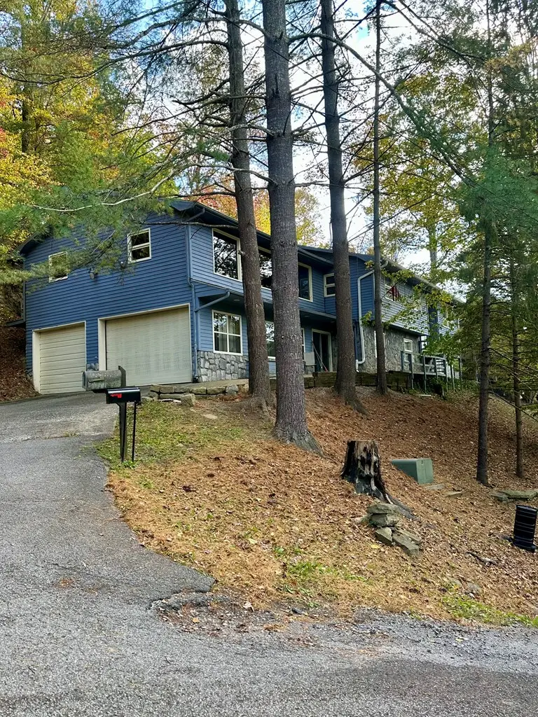 416 Right Penhook Road, Harold, KY 41635 - Image #2