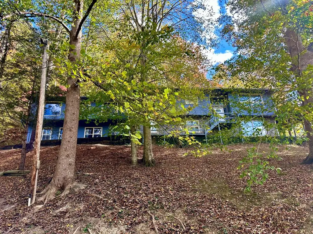 416 Right Penhook Road, Harold, KY 41635 - Image #1