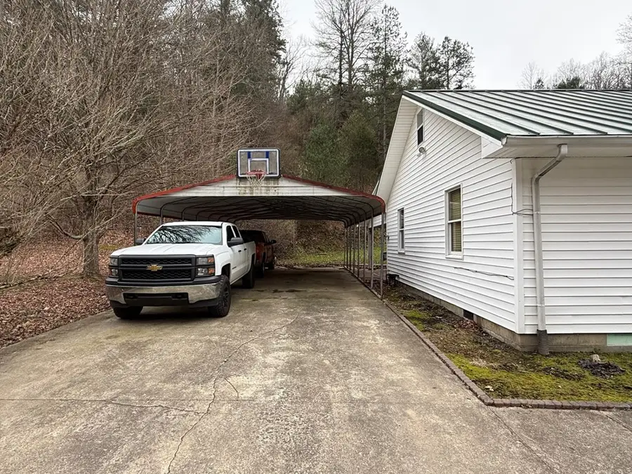 47 Orchard Branch, Oil Springs, KY 41238 - Image #3