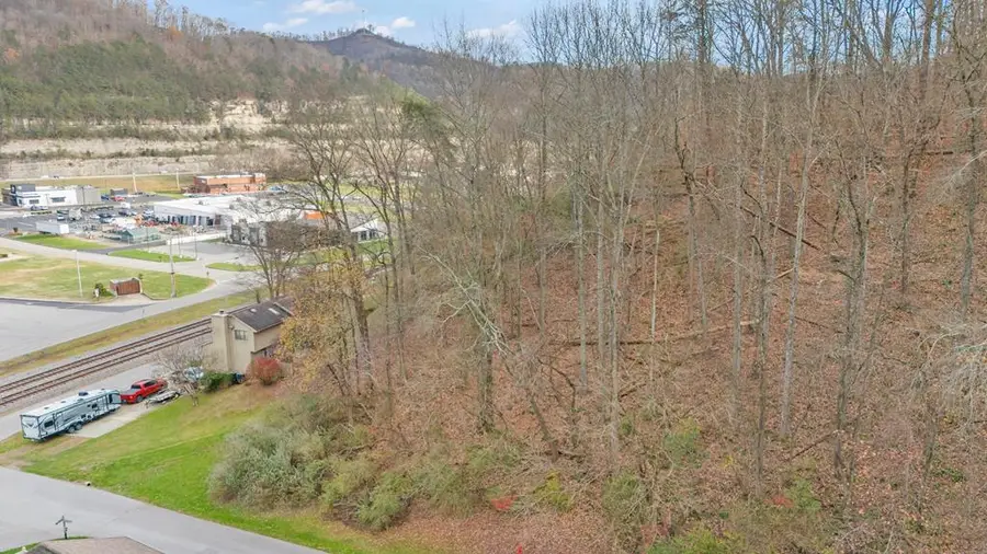 Lot 2 Poplar Grove, Pikeville, KY 41501 - Image #3