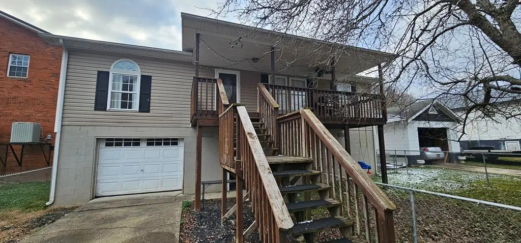 39 Hale Ave, Lovely, KY 41231 - #1