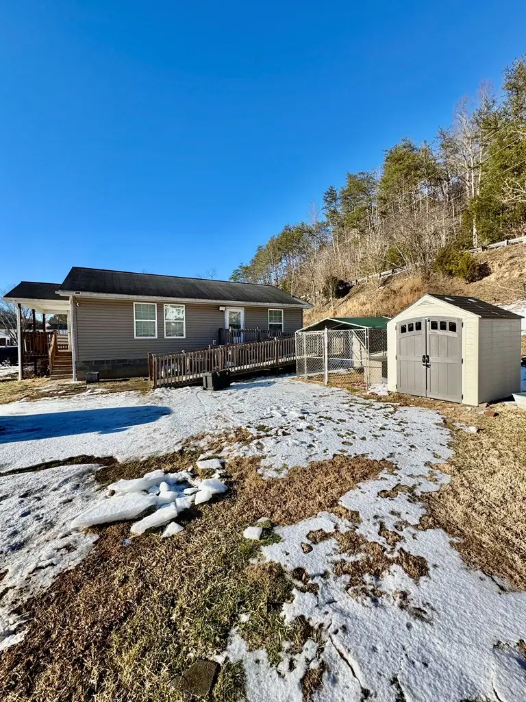 54 Stambaugh Estates, Stambaugh, KY 41257 - #3