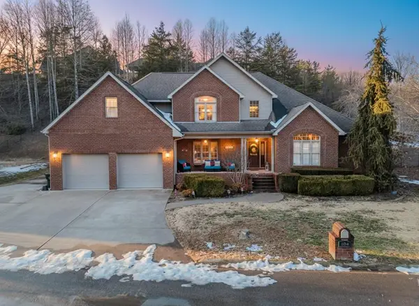 104 Easy Street, Staffordsville, KY 41256