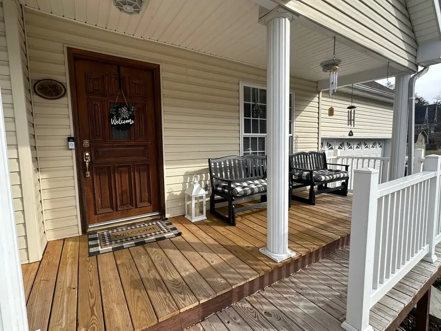 490 Ponderosa Drive, Paintsville, KY 41240 - #3