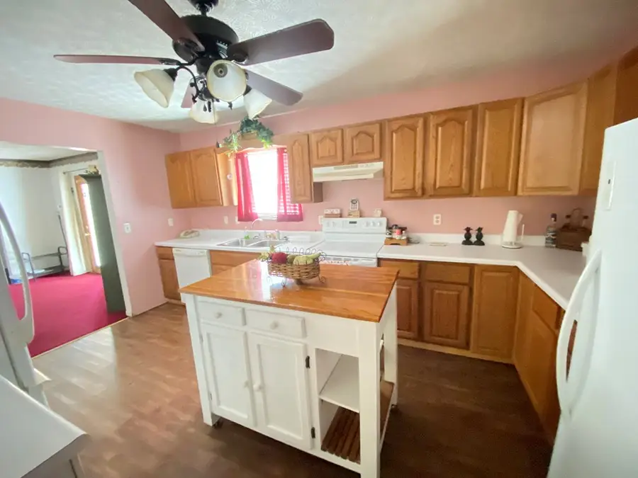 466 R A West Hwy, Delbarton, WV 25670 - #3