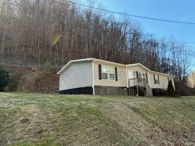 606 Harolds Branch, Pikeville, KY 41502 - #2