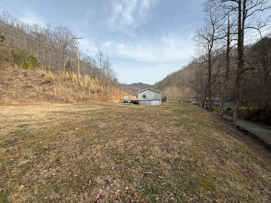 370 Newsome Branch, Virgie, KY 41572 - #2