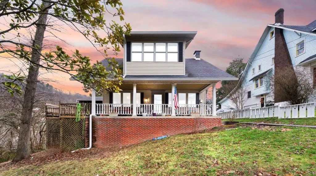 131 Oak Street, Hazard, KY 41701 - #1