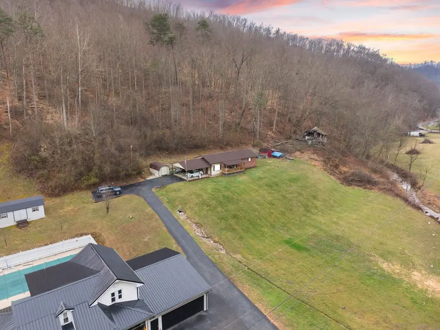 1079 Little Paint Creek, East Point, KY 41216 - #2