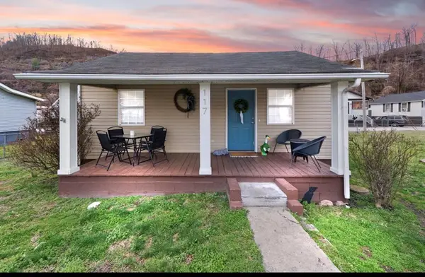 117 Spruce, Hazard, KY 41701