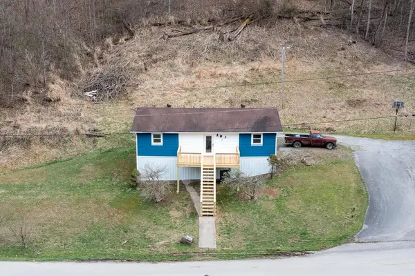 308 Eversole Hollow, Busy, KY 41723