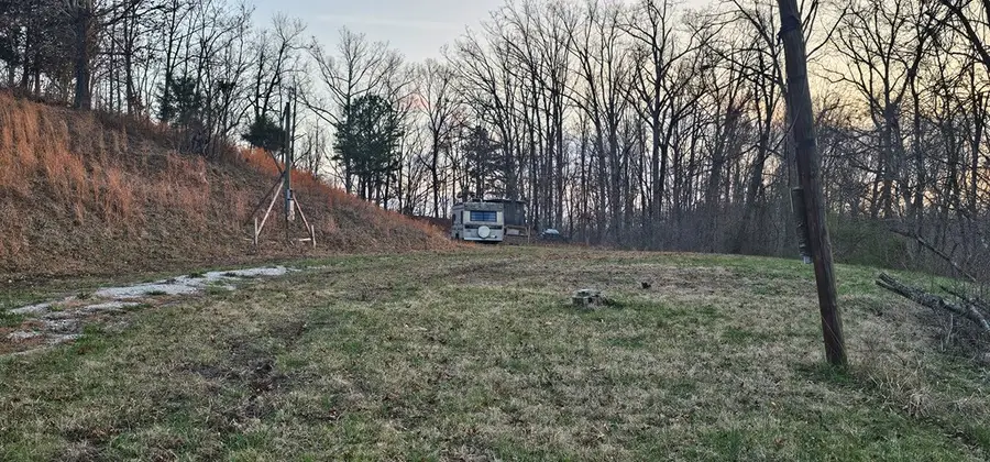 127 Diamond Ridge Rd, Webbville, KY 41180 - #2